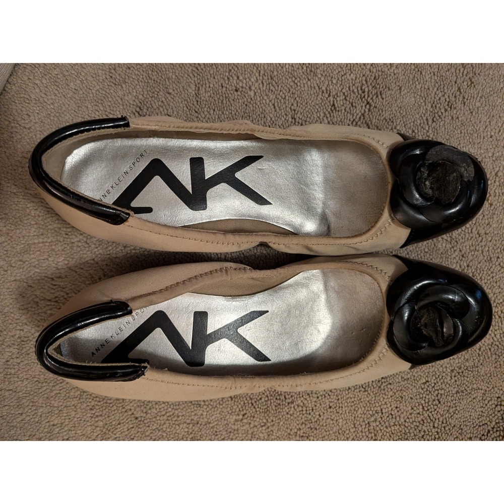 Anne Klein Sport Womens Beige Black‎ Rosette Ballet Flats AKDELPHINE Size 8.5 M